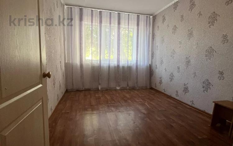 2-бөлмелі пәтер · 42 м² · 1/5 қабат, саратовская, бағасы: 11.5 млн ₸ в Уральске — фото 2