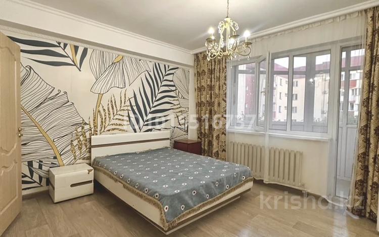 2-бөлмелі пәтер · 100 м² · 3/5 қабат, Думан-2 ш/а. 4, бағасы: 350 000 ₸ в Алматы, Медеуский р-н — фото 2