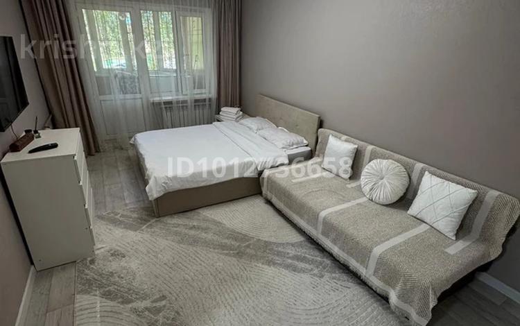 1-комнатная квартира · 33 м² · 1/5 этаж, мкр Алмагуль, Жарокова 296 — Уг Левитана за 17 000 ₸ в Алматы, Бостандыкский р-н — фото 2