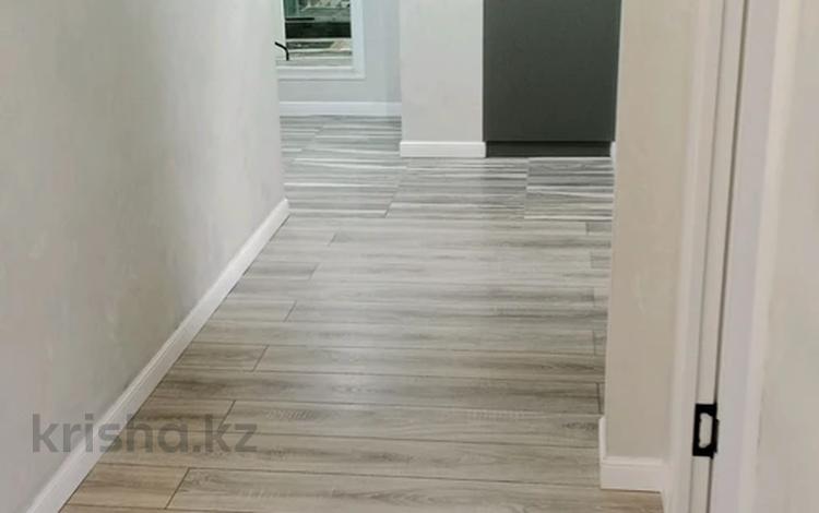 2-комнатная квартира · 61 м² · 11/16 этаж, Утепова 31 за 360 000 ₸ в Алматы, Бостандыкский р-н — фото 16