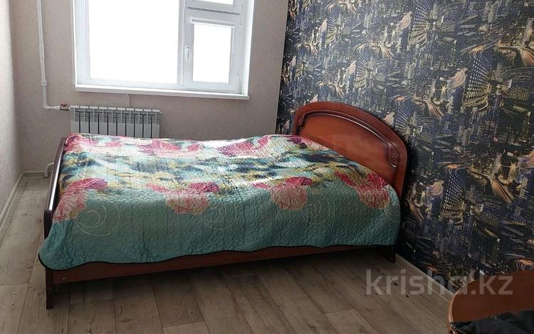 3-комнатная квартира, 75 м², 2/5 этаж помесячно, 14-й мкр 46 дом за 160 000 〒 в Актау, 14-й мкр — фото 2