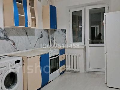 3-бөлмелі пәтер, 62 м², 3/5 қабат ай сайын, Шұғла 41 — Құлагер, бағасы: 150 000 〒 в 