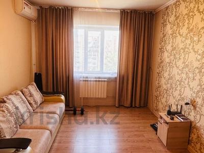 1-бөлмелі пәтер · 42 м² · 8/9 қабат, мкр Аксай-5 5А, бағасы: 29.9 млн ₸ в Алматы, Ауэзовский р-н