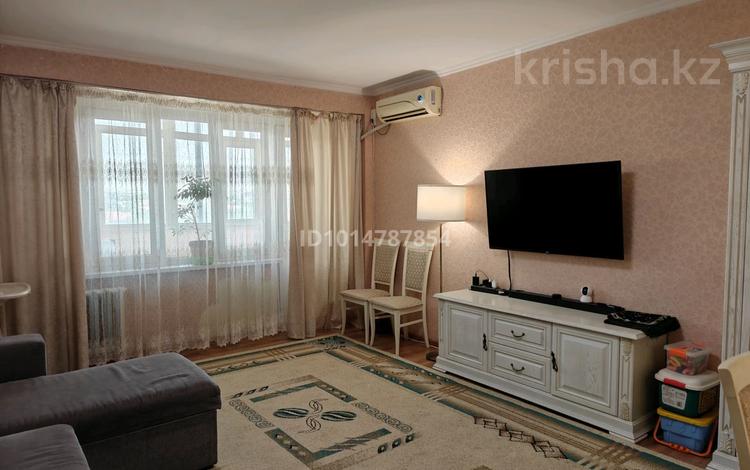 4-комнатная квартира · 95.3 м² · 8/9 этаж, проспект Тауке хан 33/1 — угол ул. Дулати за 42 млн ₸ в Шымкенте, Аль-Фарабийский р-н — фото 2