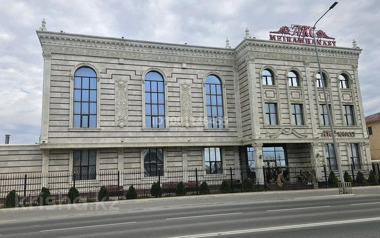 Общепит · 1750 м² за 340 млн 〒 в Актау — фото 2
