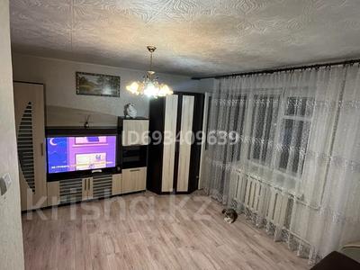 1-комнатная квартира, 33 м², 4/5 этаж, Локомотивная 141 за 6.2 млн 〒 в Караганде