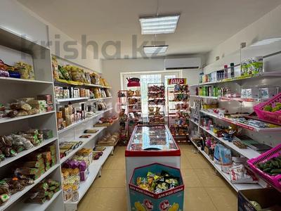 Дүкендер мен бутиктер · 67 м², бағасы: 49 млн ₸ в Уральске, мкр. Зачаганск пгт