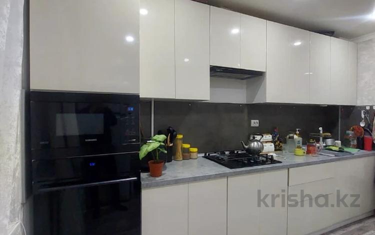 3-комнатная квартира · 65 м² · 9/9 этаж, мкр 12 за 19.5 млн ₸ в Актобе — фото 10