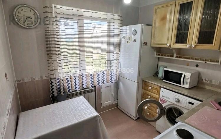 2-комнатная квартира · 49 м² · 2/5 этаж, Сейфулина 36 — Озеро за 140 000 ₸ в Балхаше — фото 2