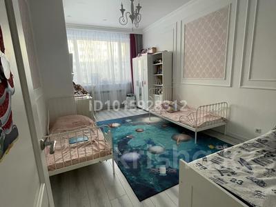 3-бөлмелі пәтер · 106 м² · 2/10 қабат, Керей, Жәнібек хандар 28, бағасы: 600 000 ₸ в Астане, Есильский р-н