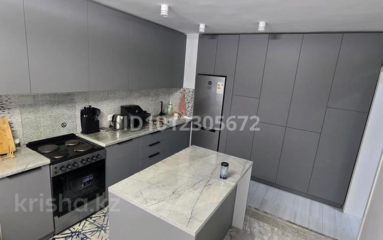 2-комнатная квартира · 54 м² · 8/12 этаж, Мкр. Аккент 67 за 35 млн ₸ в Алматы, Алатауский р-н — фото 2