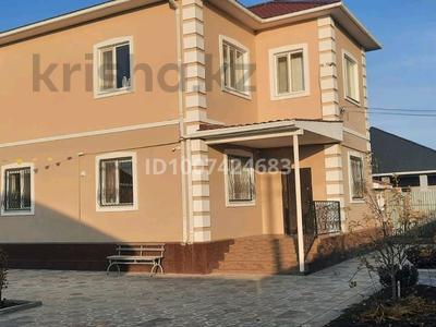 Отдельный дом · 5 комнат · 210 м², мкр Жулдыз, 8 71 за 500 000 〒 в Атырау