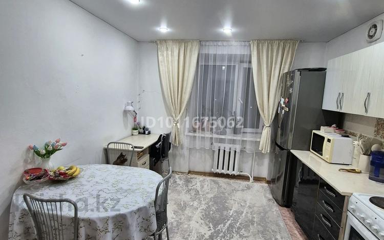 2-бөлмелі пәтер · 60 м² · 9/9 қабат, Докучаева 35Б — 10 сош, бағасы: 26 млн ₸ в Семее — фото 15