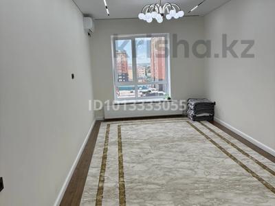 2-бөлмелі пәтер · 77 м² · 5/9 қабат, мкр. Алтын орда 11б, бағасы: 42 млн ₸ в Актобе