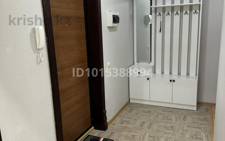 3-комнатная квартира · 60 м² · 8/9 этаж, Кумисбекова за 30 млн ₸ в Астане, Сарыарка р-н — фото 2