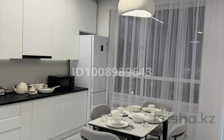 2-комнатная квартира · 45 м² · 2/16 этаж, Утеген батыра 7 за 350 000 ₸ в Алматы, Ауэзовский р-н — фото 2