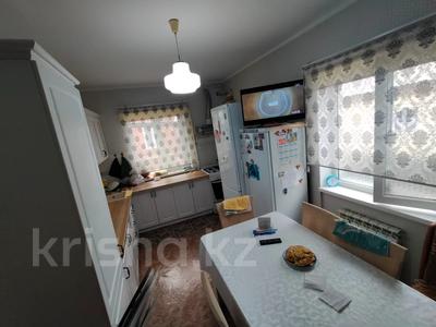 Отдельный дом · 4 комнаты · 111 м² · 5 сот., Богенбай батыра 39 за 28.5 млн 〒 в Актобе, мкр Москва