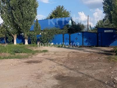 Жеке үй · 6 бөлме · 76 м² · 6.5 жүзд., 11 ш/а., Московская 181а — Перекресток Микрорайон анвар, бағасы: 23.5 млн ₸ в Актобе, мкр 11
