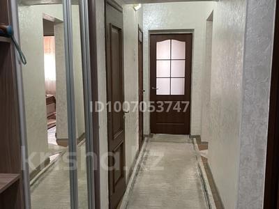 Жеке үй · 3 бөлме · 69 м², Толе би 93, бағасы: 20 млн ₸ в Таразе