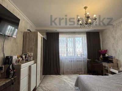 2-комнатная квартира · 61 м² · 5/10 этаж, мкр Аксай-1 11/9 за 43 млн 〒 в Алматы, Ауэзовский р-н