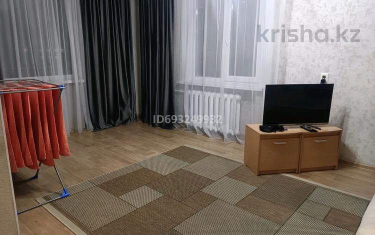1-комнатная квартира · 57 м² · 5/5 этаж, Казахстан 126 — Пушкина библиотеки, У-Ка вокзал, Альшемали за 1 000 ₸ в Усть-Каменогорске — фото 8