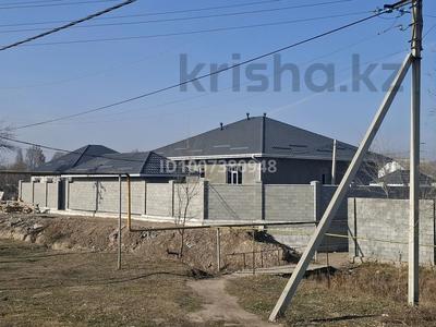 Жеке үй · 5 бөлме · 220 м² · 6 сот., Кызылту — Кожабек ата мечеть , магазин Династия, ГРЭС, бағасы: 60 млн 〒 в Жибек Жолы