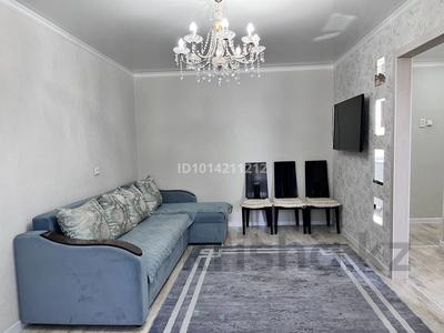 2-комнатная квартира · 46 м² · 3/5 этаж, Майкудук, 12й микрорайон 42 за 160 000 ₸ в Караганде, Алихана Бокейханова р-н