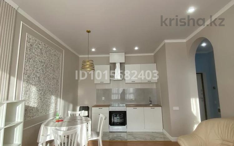 2-бөлмелі пәтер · 41 м² · 12/12 қабат, Илияс Омаров 2, бағасы: 300 000 ₸ в Астане, Нура р-н — фото 4