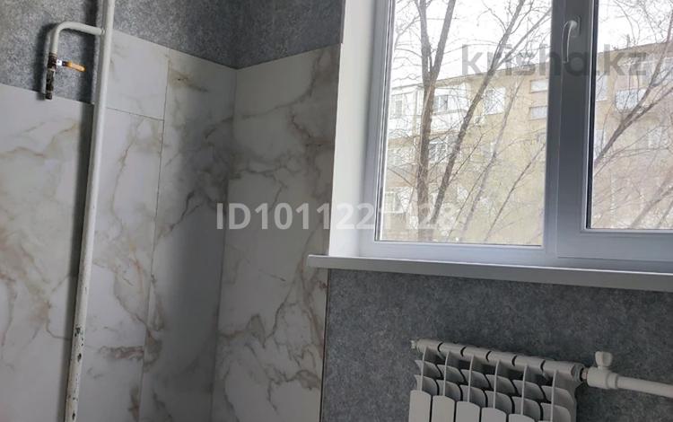 4-бөлмелі пәтер · 63 м² · 2/5 қабат, мкр 5, Тургенева 66, бағасы: 19.5 млн ₸ в Актобе — фото 2