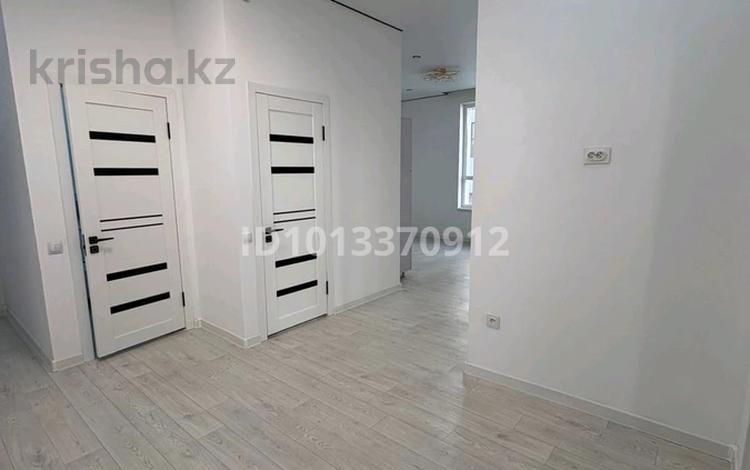 3-бөлмелі пәтер · 68.6 м² · 3/9 қабат, Райымбека 348/1, бағасы: 300 000 ₸ в Алматы, Ауэзовский р-н — фото 2
