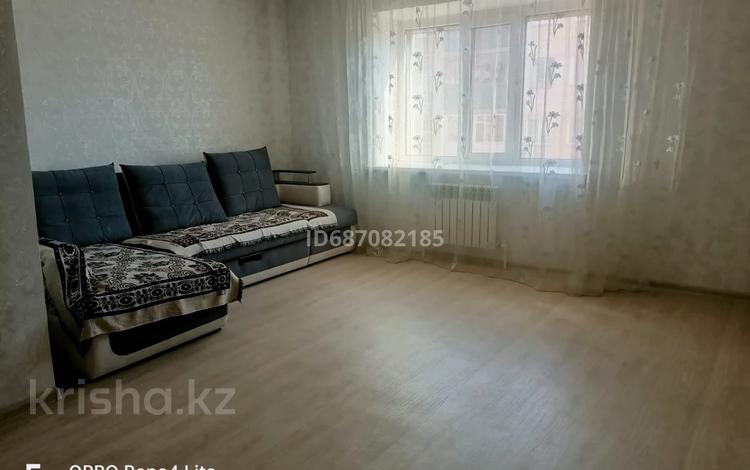 2-комнатная квартира, 57 м², 2/5 этаж помесячно, Боровской 55а за 160 000 〒 в Кокшетау — фото 2