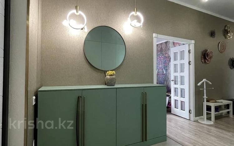 2-бөлмелі пәтер · 120.4 м² · 10/10 қабат, 18А мкр 1, бағасы: 53 млн ₸ в Актау — фото 103