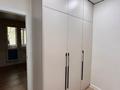 2-бөлмелі пәтер · 54 м² · 1/5 қабат, мкр 8, братьев 273, бағасы: 19 млн ₸ в Актобе — фото 7
