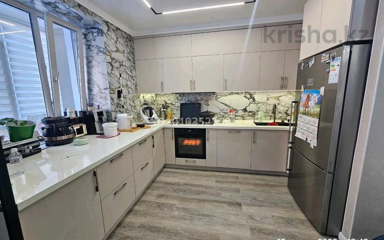 5-комнатная квартира · 180 м² · 1/9 этаж, Назарбаева 197 — Костанай Плаза за 100 млн 〒 — фото 2