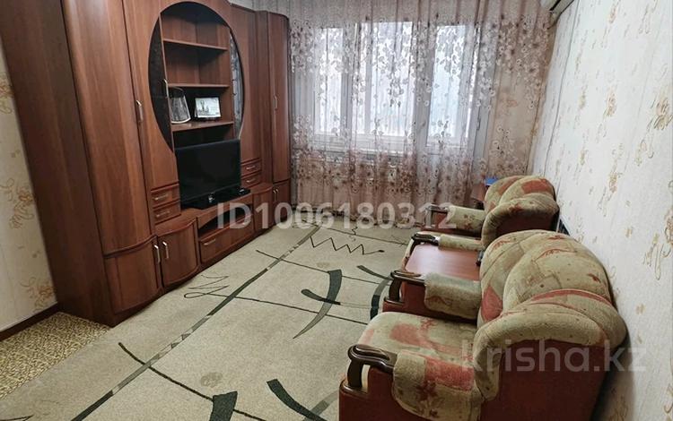 1-бөлмелі пәтер · 31.1 м² · 5/5 қабат, Курмангазы, бағасы: 10 млн ₸ в Уральске, мкр Школьник — фото 2