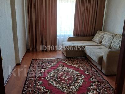 2-бөлмелі пәтер · 60 м² · 2/5 қабат, Азаттык — Возле остановки стройкантора, бағасы: 180 000 ₸ в Атырау