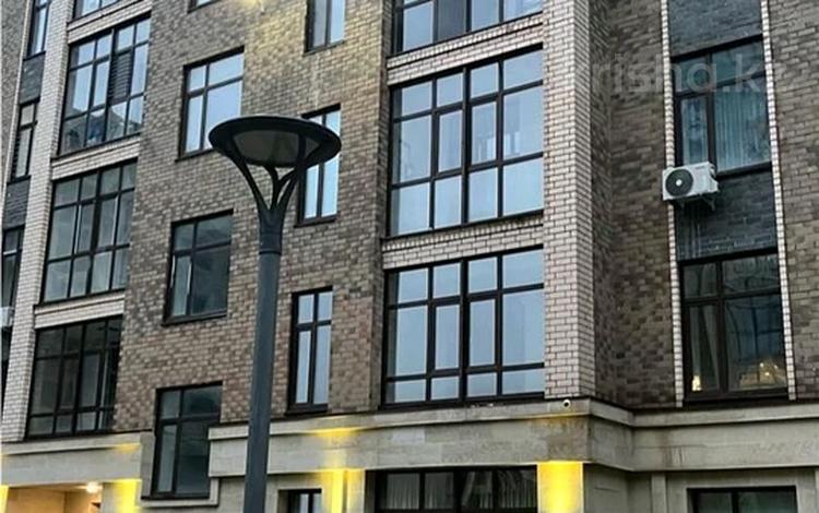 2-бөлмелі пәтер · 70 м² · 6/10 қабат, Юго-Восток ш/а., Ашимова, бағасы: 32 млн ₸ в Караганде, Казыбек би р-н — фото 2