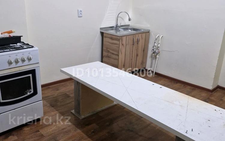 2-комнатная квартира · 68 м² · 4/5 этаж, мкр Жулдыз-2 за 180 000 ₸ в Алматы, Турксибский р-н — фото 2