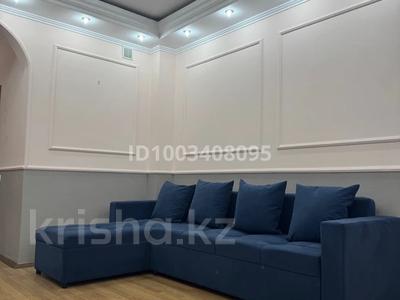 2-комнатная квартира · 150 м² · 10/17 этаж, мкр Самал-3, Аль-Фараби 25 — Аль - Фараби за 800 000 ₸ в Алматы, Медеуский р-н
