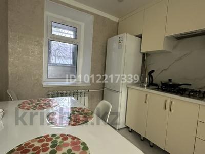 1-бөлмелі пәтер · 36.5 м² · 1/5 қабат, Старый город 28/1 — Жд вокзал, бағасы: 12 000 ₸ в Актобе