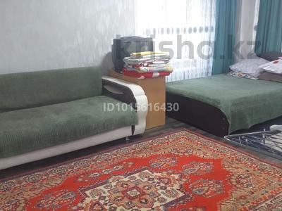 2-комнатная квартира · 45 м² · 1/5 этаж, Астана 22 — Возле 43школы за 10 000 ₸ в Усть-Каменогорске