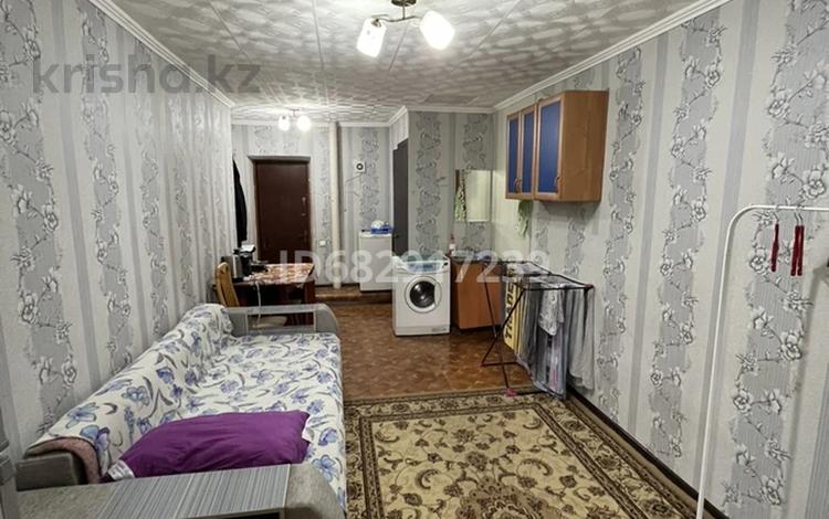 1-комнатная квартира, 23 м², 3/4 этаж посуточно, Жандосова 57а за 9 000 〒 в Алматы, Ауэзовский р-н — фото 6