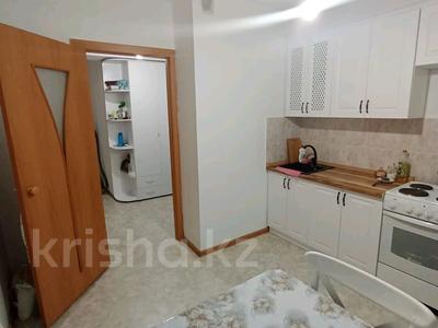 2-комнатная квартира · 56 м² · 6/9 этаж, Карагайлы 43 за 25 млн 〒 в Семее