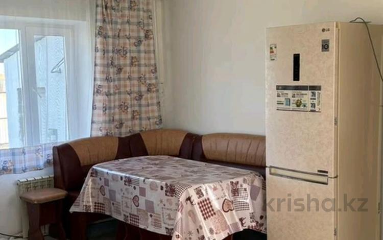 Жеке үй · 4 бөлме · 100 м², Мкр Молбаза ул Жастар 4 — Озеро Чебаче, бағасы: 50 000 ₸ в Бурабае — фото 2