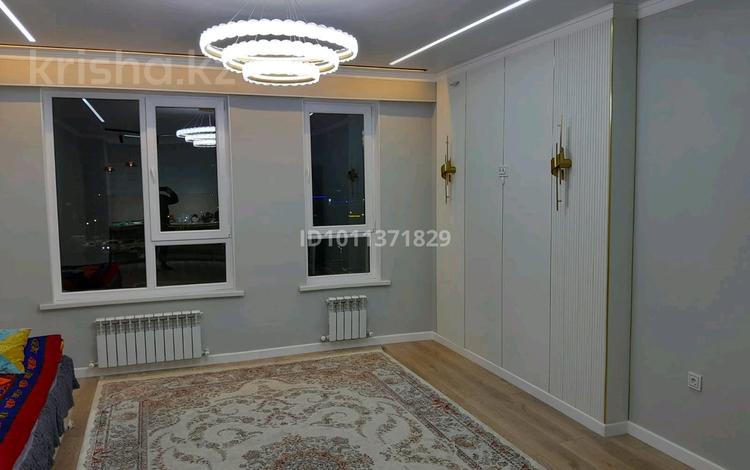 2-бөлмелі пәтер · 54 м² · 7/9 қабат, Рыскулова 5, бағасы: 36 млн ₸ в Алматы, Алатауский р-н — фото 2