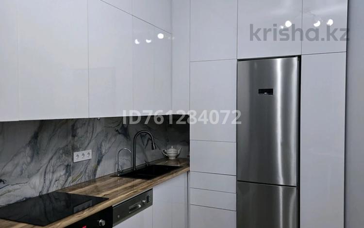 3-комнатная квартира · 100 м² · 15/16 этаж, Абая 150/230 за 71 млн ₸ в Алматы, Бостандыкский р-н — фото 2