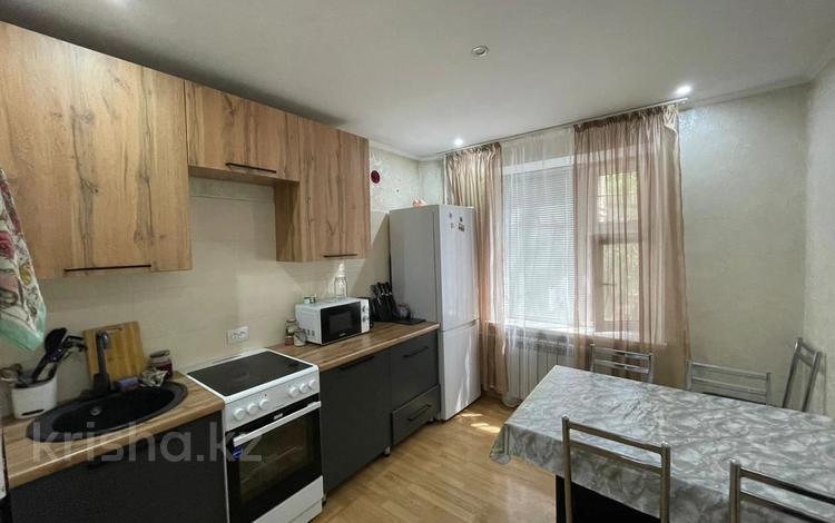 3-бөлмелі пәтер · 65 м² · 1/9 қабат, Дюсембекова, бағасы: 23.9 млн ₸ в Караганде, Казыбек би р-н — фото 2
