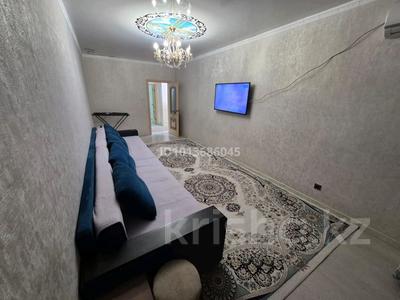 3-бөлмелі пәтер · 76 м² · 3/5 қабат, мкр Жас Канат, Хасангалиева 44 — Магнума, бағасы: 300 000 ₸ в Алматы, Турксибский р-н
