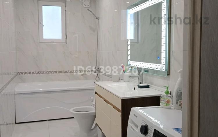 Жеке үй · 4 бөлме · 110 м² · 8 жүзд., Байтақ-2 ш/а., Водников-2 14 — 17, бағасы: 25 млн ₸ в Атырау, мкр Байтак-2 — фото 8