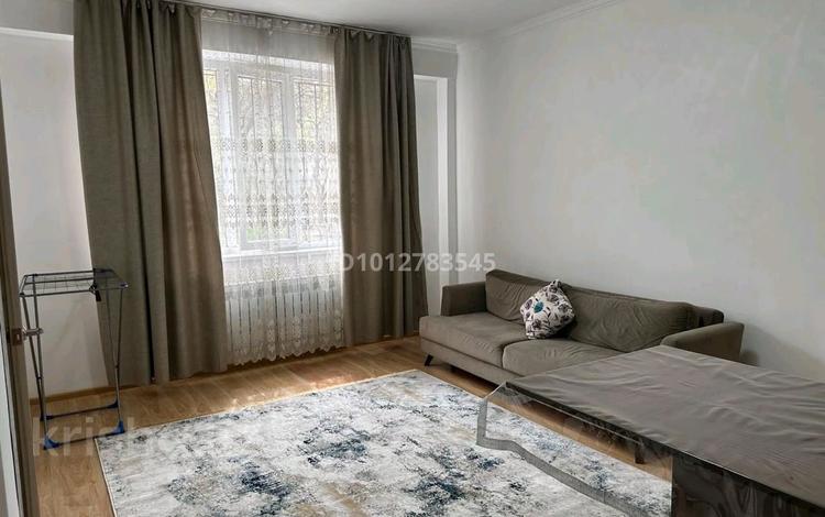 2-бөлмелі пәтер · 40 м² · 1/10 қабат, мкр Аксай-1 11/7, бағасы: 250 000 ₸ в Алматы, Ауэзовский р-н — фото 2